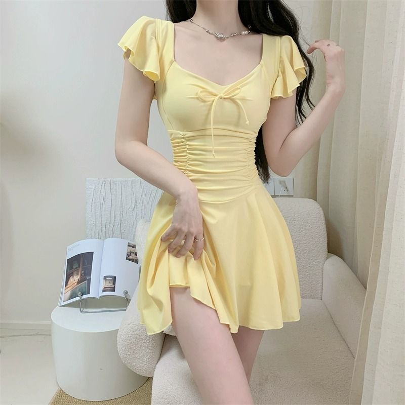 Spa & Wellness Hotel Diamond Ustroń - 2026年女性用オープンバック半袖水着、無地スリムフィット水着、パッド入り、温泉水浴用、温泉用スイムウェア