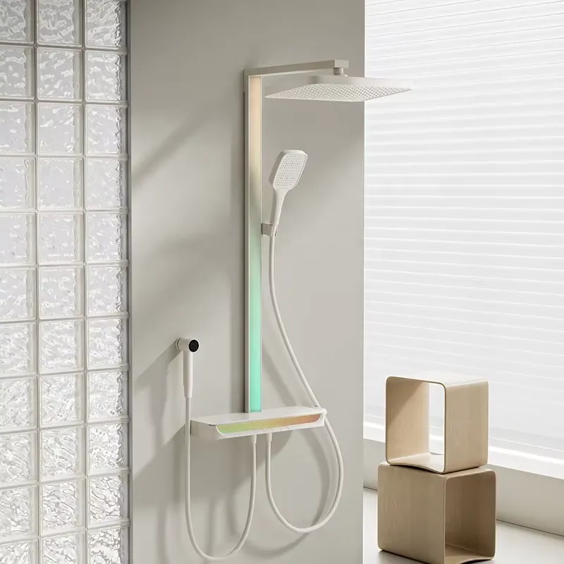 真鍮製デジタル滝シャワーセット壁掛けレインピアノスマートマッ - Spa & Wellness Hotel Diamond Ustroń のレビューと価格