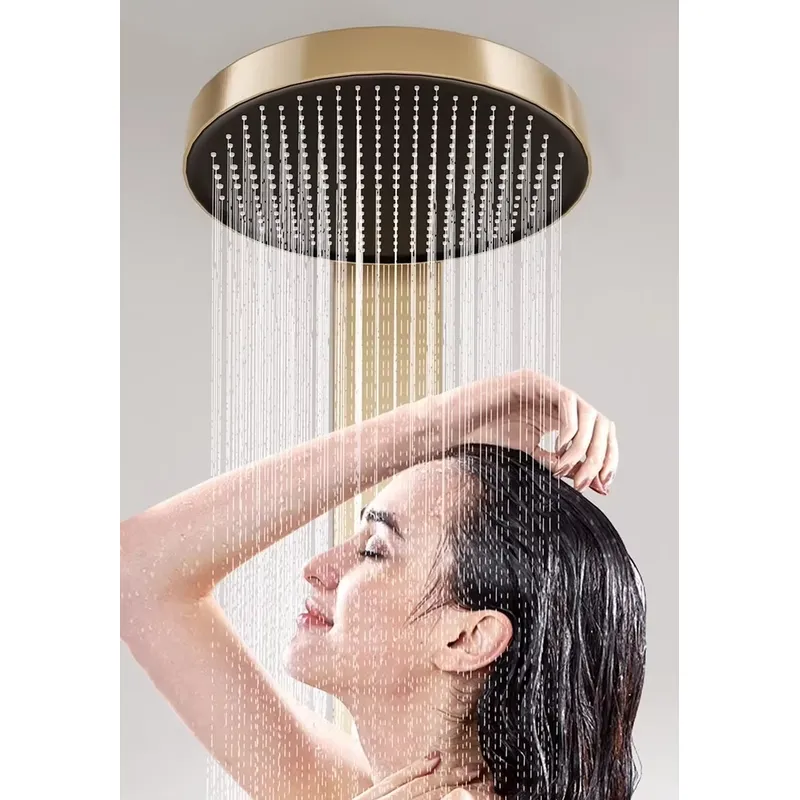 真鍮製レインフォールシャワーパネルセット デジタルディスプレ - Spa & Wellness Hotel Diamond Ustroń のレビューと価格